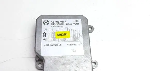 Skoda Fabia Mk1 (6Y) Airbag control unit/module 1C0909601A M6351