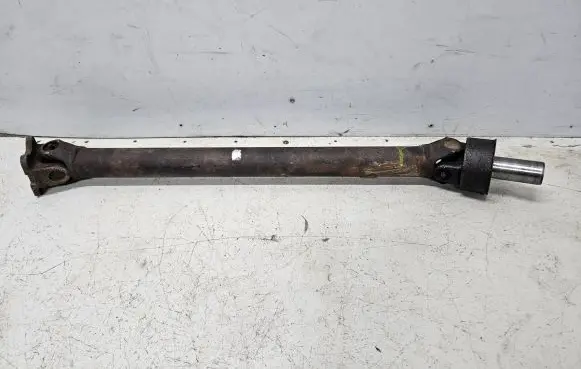 Mitsubishi Pajero Rear driveshaft/prop shaft 