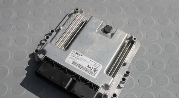 Honda Civic IX Engine control unit/module 0281031199