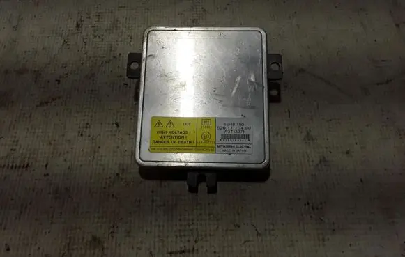Volvo XC70 Xenon control unit/module 6948180