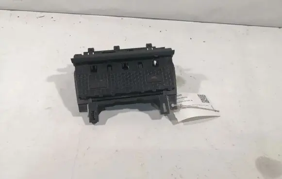 Audi A4 S4 B7 8E 8H Car ashtray 8H0857951J 8H0857951