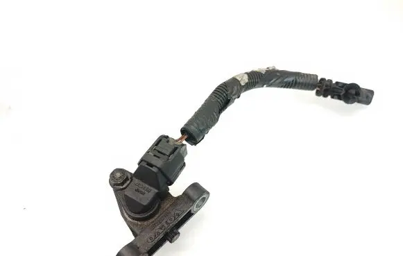 Volvo V60 Crankshaft position sensor 30637803