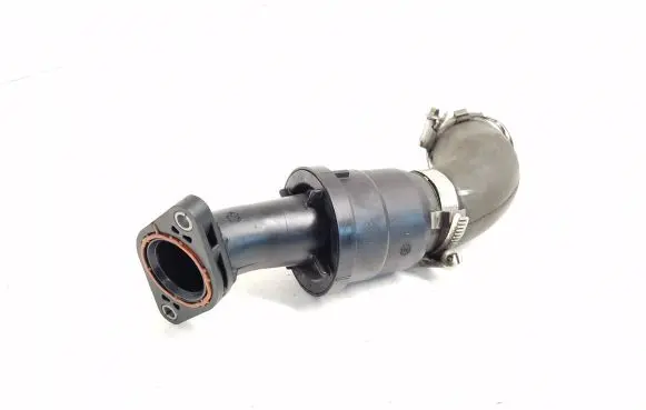 Ford Focus Intercooler hose/pipe 1V216C646BB V1B6B YM216C644BB
