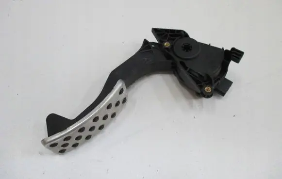 Smart ForTwo III C453 Accelerator throttle pedal A4532900800