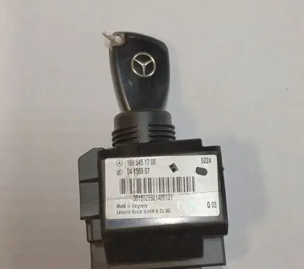 Mercedes-Benz B W245 Ignition lock 1695451708 04156907