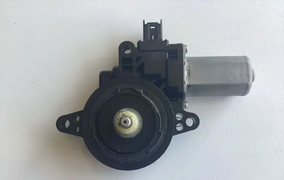 Mazda 6 Rear door window regulator motor D6515958X SD960327 CM012040
