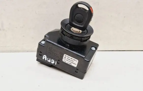 Audi A8 S8 D3 4E Ignition lock 3D0905865E 33300101 7145Q08S