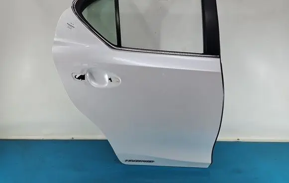 Lexus CT 200H Rear door IMPRK1522574