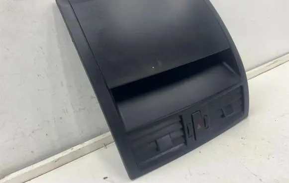 Mazda 6 Dash center air vent grill GSIDGM946