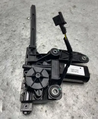 Opel Cascada Rear door window regulator motor 13371580 PA18471434 307952099AB