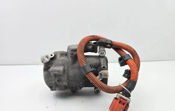 Toyota Prius (XW20) Air conditioning (A/C) compressor (pump) ES18C 0420000196
