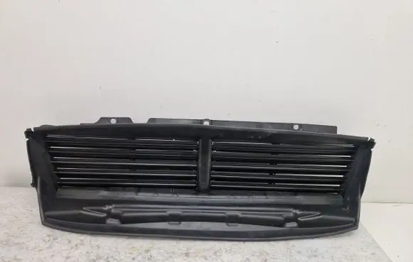 Volvo V60 Radiator trim 31323470