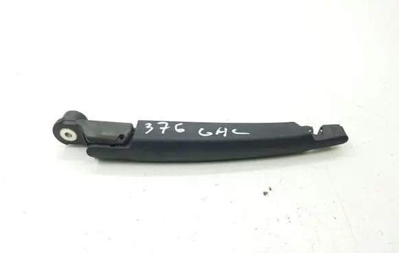 Jeep Renegade Rear wiper blade arm