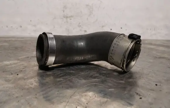 Jeep Grand Cherokee Intercooler hose/pipe