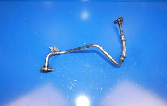 Jaguar F-Pace Turbo turbocharger oiling pipe/hose G4D36K679CA