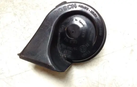 Volkswagen PASSAT B5.5 Horn signal