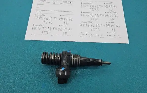 Audi A4 S4 B7 8E 8H Fuel injector 0414720229 IMPRK1464266
