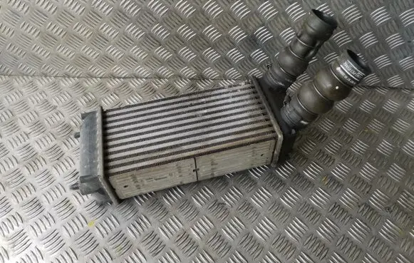Citroen C4 I Intercooler radiator 9648551880 876923JF 9680356780
