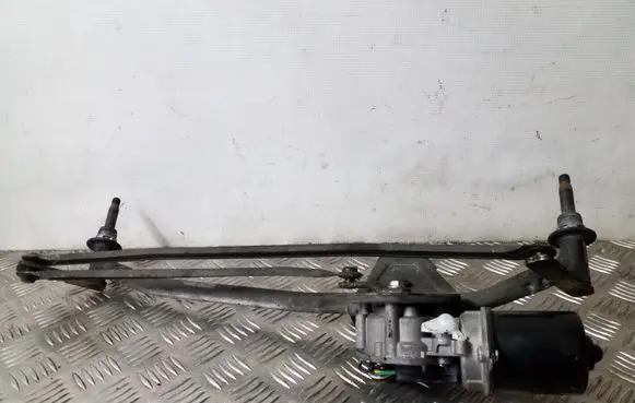 Opel Vivaro Front wiper linkage and motor