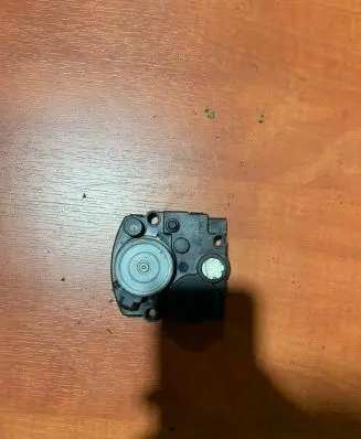 Lexus RX 450H Headlight level adjustment motor 8566330010 8651000850