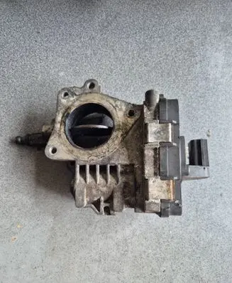 Opel Combo D Throttle valve 55229467