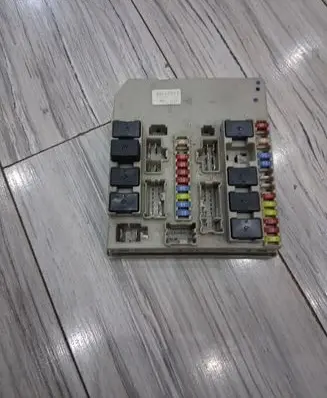 Renault Clio III BSM Control unit 902663A