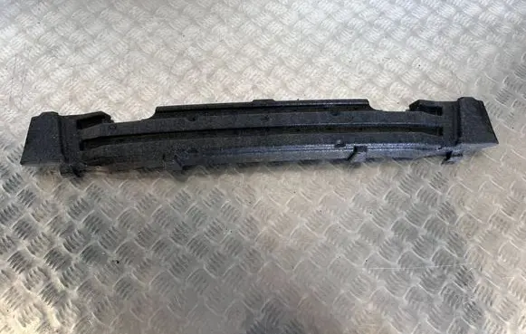 Front bumper foam support bar