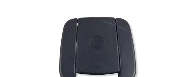 BMW 3 E90 E91 ISOFIX cover 7118673