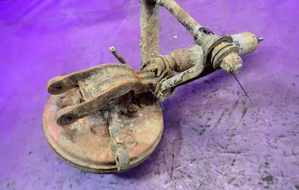 Fiat 126 Front wheel hub spindle knuckle