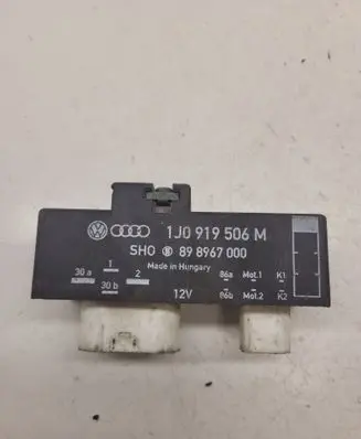 Volkswagen Polo Coolant fan relay 1J0919506M 898967000