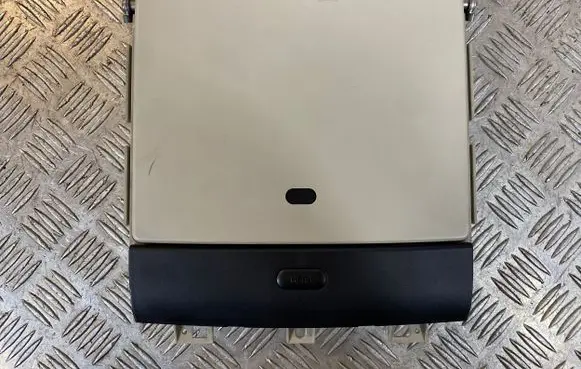 Lancia Voyager Screen/display/small screen P1SR89HDAAB 2492J4121