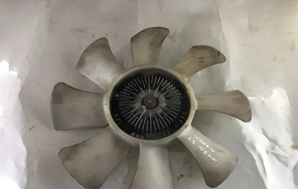KIA Sorento Viscous fan clutch 