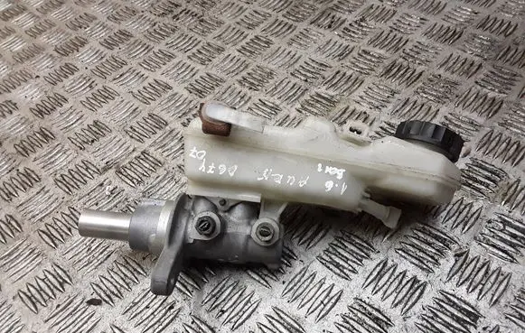 Toyota Auris 150 Master brake cylinder 0204Y24235