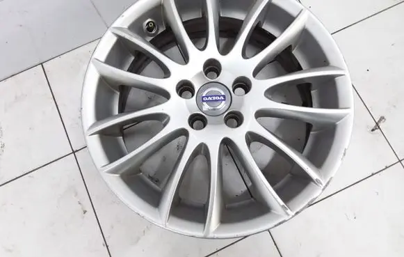 Volvo S80 R17 alloy rim 9466833
