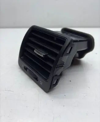 Volkswagen Golf V Dashboard side air vent grill/cover trim 1K0819710 3KNBC6 9704