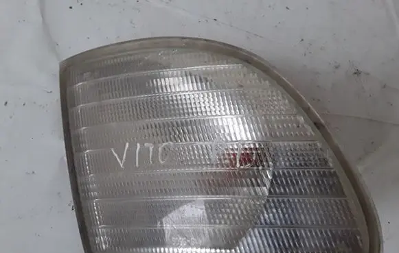 Mercedes-Benz Vito Viano W638 Front indicator light 185509B