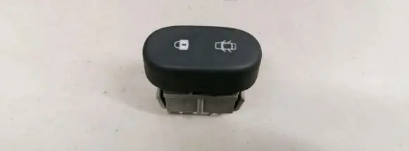 Renault Clio II Central locking switch button 038167A