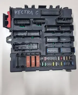 Opel Vectra C Fuse module 460023260