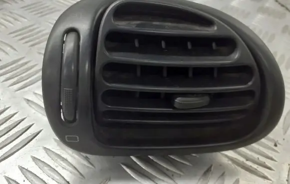 Peugeot 206 Dashboard side air vent grill/cover trim 9632184877