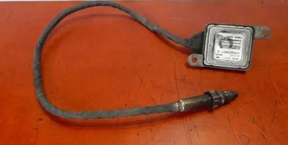 Volkswagen Crafter Lambda probe sensor 076907807A 5WK96690 121022002201