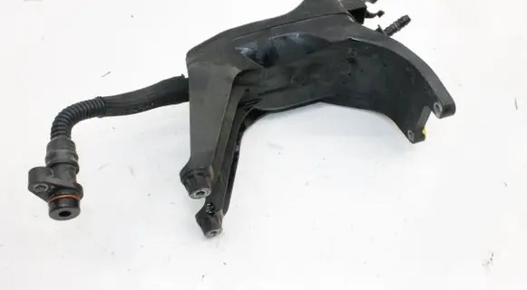 Mercedes-Benz GLA W156 X156 Oil breather separator A1330105600