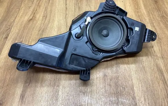 KIA Sportage Subwoofer speaker 96380D9000