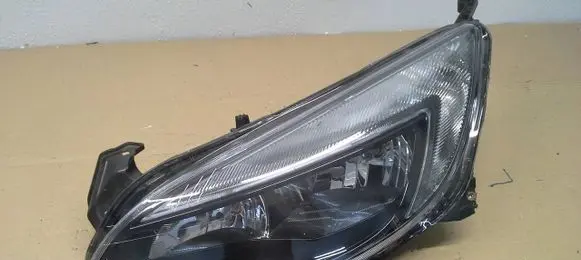 Opel Astra J Headlight/headlamp 1G010011-61