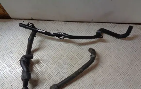 Skoda Fabia Mk3 (NJ) Engine coolant pipe/hose 04C121070B 6C0121109B