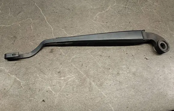 Seat Leon (1M) Rear wiper blade arm 1m6955707b