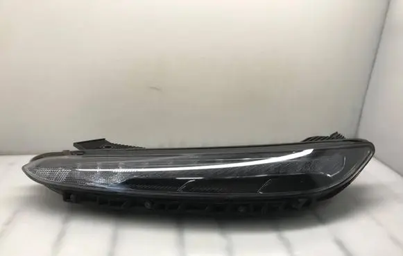 Hyundai Kona I LED Daytime headlight D52L 92207
