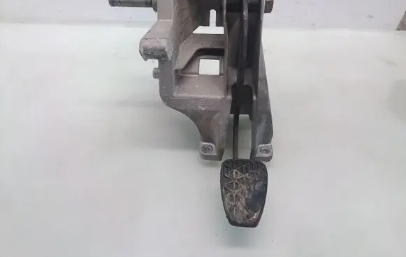 Volkswagen II LT Brake pedal