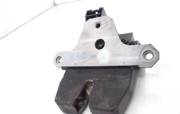 Ford Mondeo MK IV Tailgate/trunk/boot lock/catch/latch 8m51r442a66cb