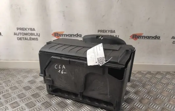 Battery box tray
