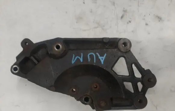 Ford Galaxy Engine mount bracket 7M3199308